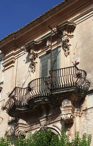 İtalya, Sicilya, ragusa, Barok yapı Cephe Sistemleri