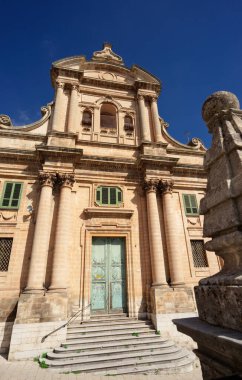İtalya, Sicilya, Ragusa; Barok kilise cephesi