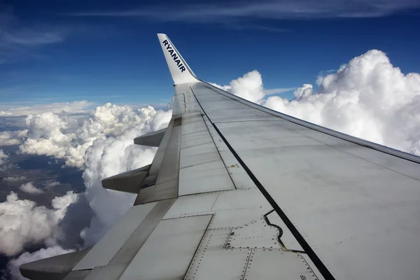 이탈리아; 30 9 월 2015 년 비행 비행기 날개-사설 — 스톡 사진