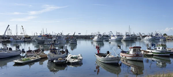 Italy, Sicily, Scoglitti (Ragusa Province); 12 october 2015, sicilian wooden fishing boats in the port - EDITORIAL — Stock Photo, Image