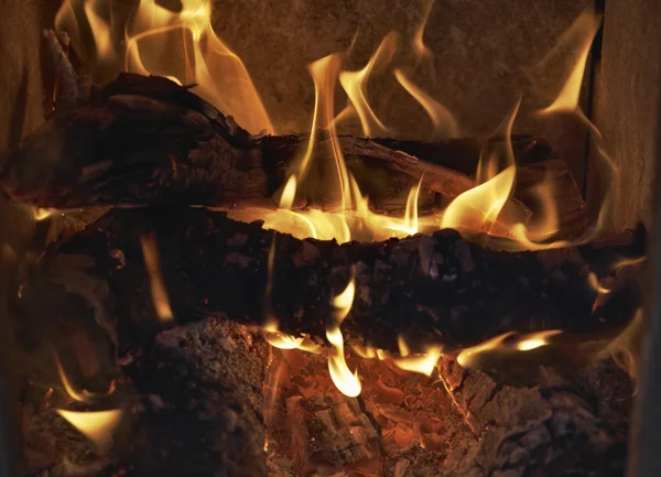 Dřevo na topení v kamnech — Stock fotografie