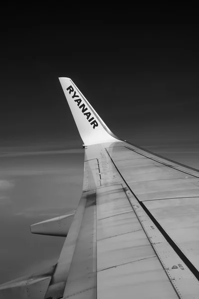 Italy; 30 september 2015, flying airplane wing - EDITORIAL — Stock Photo, Image