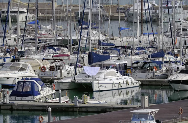 Italy, Sicily, Mediterranean sea, Marina di Ragusa; 21 october 2015, view of luxury yachts in the marina - EDITORIAL — Stock Photo, Image