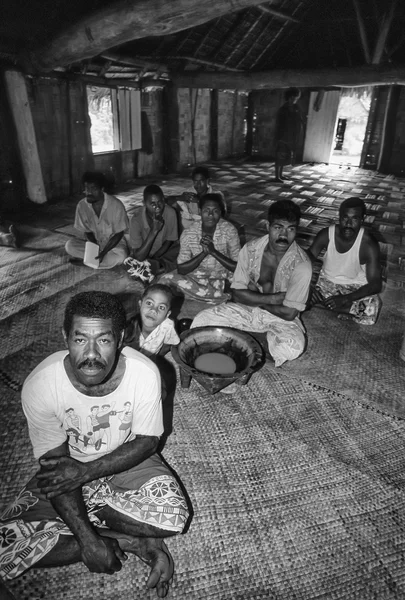 Îles Fidji, île Viti Levu. ; 29 janvier 2001, Peuple fidjien dans leur maison (FILM SCAN) - ÉDITORIAL — Photo