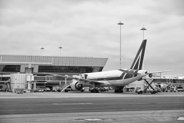 Italia, Aeropuerto Internacional de Fiumicino (Roma); 26 Enero 2016, aviones en el aparcamiento fuera de control - EDITORIAL — Foto de Stock