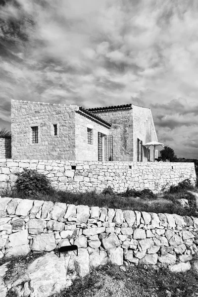 Włochy, Sycylia, wsi (Prowincja Ragusa), typowy kamienny dom Sycylijski — Zdjęcie stockowe