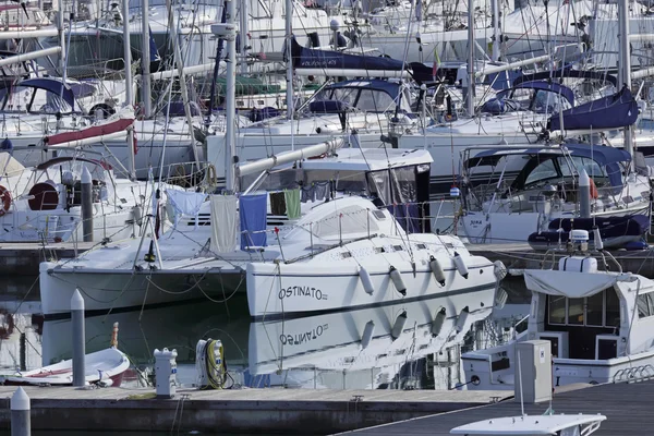 Italy, Sicily, Mediterranean sea, Marina di Ragusa; 30 December 2015, view of luxury yachts in the marina - EDITORIAL — Stock Photo, Image