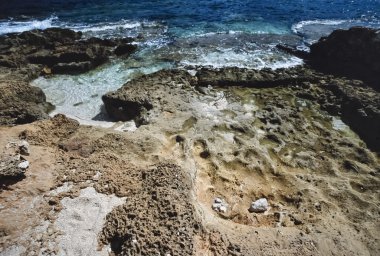 İtalya, Sicilya, Tiren Denizi, görünümü Sicilya rocky sahil yakınındaki San Vito Lo Capo (Trapani eyaletinde) - Film tarama