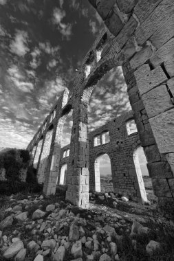 İtalya; Sicilya, Sampieri (Ragusa eyaletinde), eski bir tuğla fabrikası kalıntıları