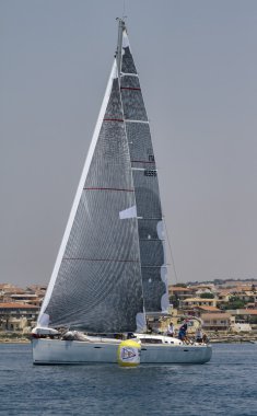 İtalya, Sicilya, Akdeniz; 30 Haziran 2012, yelkenli yarış - Editörden