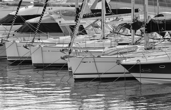 Italy, Sicily, Mediterranean sea, Marina di Ragusa; 26 December 2015, view of luxury yachts in the marina - EDITORIAL — Stock Photo, Image