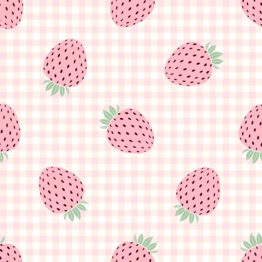 Klasik açık pembe ve beyaz gingham arkaplanda çilekli kusursuz desen..