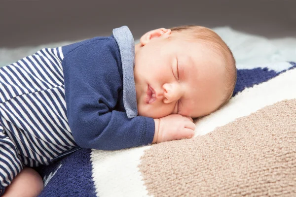 Newborn infant baby sleeping — Stock Photo, Image