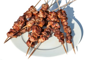 Tükürür üzerinde ızgara kebabı kebab