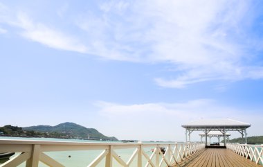 Atsadang ahşap köprü Koh Sichang Adası'Thailan