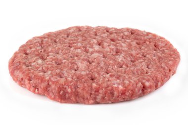 Beyaz izole taze çiğ hamburger
