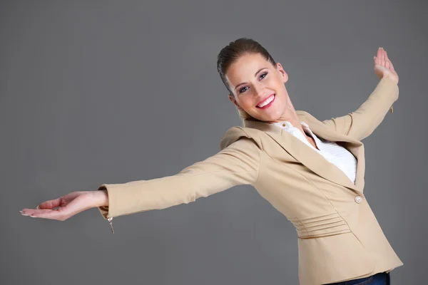 Mulher de negócios alegre — Fotografia de Stock