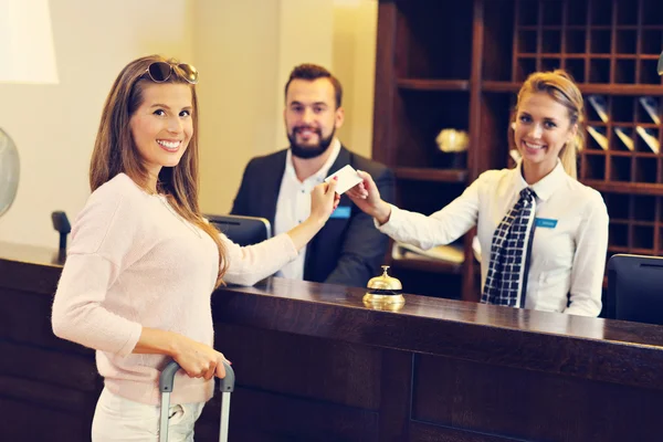 Mulher na recepção — Fotografia de Stock