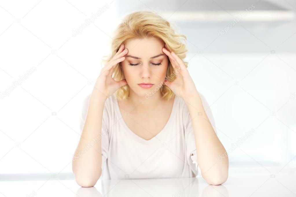 Adult woman having headache