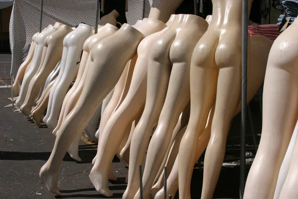 Mannequins Lined Swap Meet Naked Mannequins Swap Meet Sale Mannequin — Stock Photo, Image