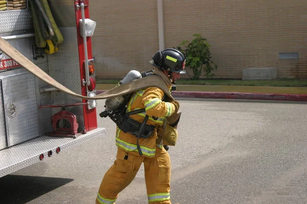 Laguna Beach Feb Feuerwehrmann Rekruten Versprühen Februar 2009 Laguna Beach — Stockfoto
