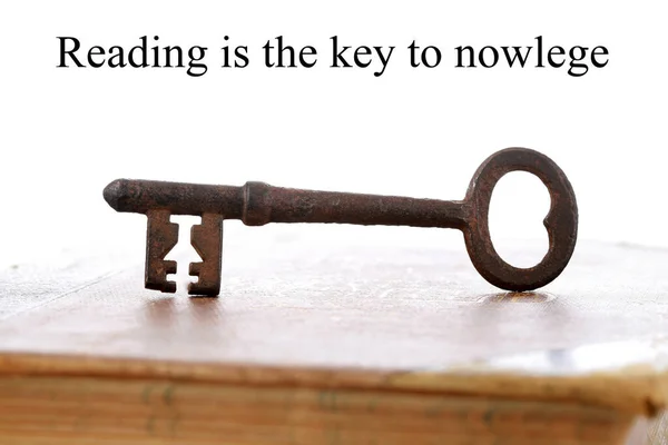 Schlüssel Zum Erfolg Lesen Ist Der Schlüssel Zum Erfolg Wissen — Stockfoto