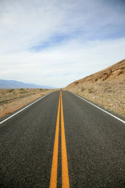 Otoyol Cennete Giden Yol Cehenneme Giden Yol 666 Numaralı Tarihi — Stok fotoğraf