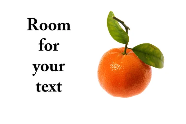 Portakallar Mandalina Alışveriş Arabasında Tatlı Mandalina Beyazda Izole Edilmiş Mesaj — Stok fotoğraf