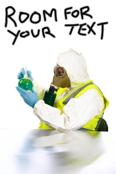 Anarchist Anarchist Wearing Hazmat Suit Gloves Gas Mask Mixes Dangerous — Stock Photo, Image