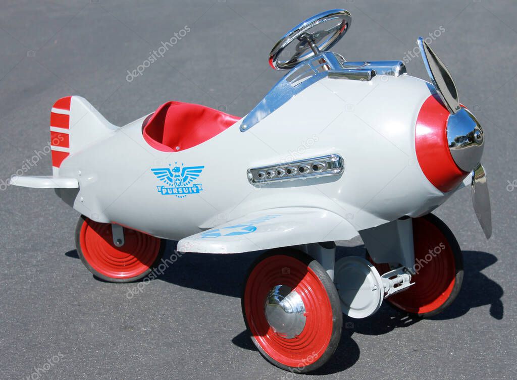 Avión a pedal. Avión de coche de pedal. PLANO PEDAL AUTÉNTICO para