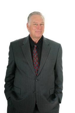 İş adamı. Takım elbise giyen mutlu bir iş adamı. Beyazda izole edilmiş. Mesaj için yer var. Kırpma Yolu. Gri takım elbiseli yakışıklı erkek manken. Takım elbiseli arkadaş canlısı bir adam. Kıdemli işadamı parlak bir gülümsemeyle kameraya bakıyor.. 