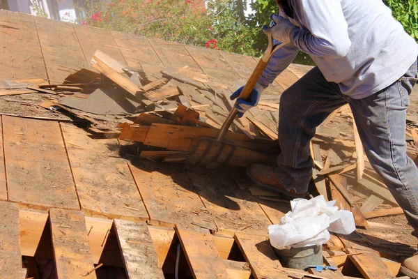 Roof Replacement Removal Old Roof Replacement New Roof Shingles Home — Stock Photo, Image