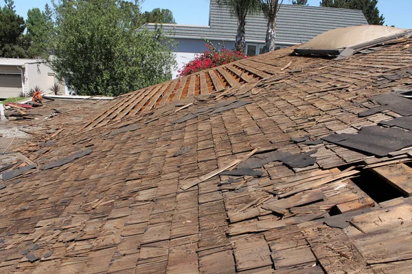 Roof Replacement Removal Old Roof Replacement New Roof Shingles Home — Stock Photo, Image