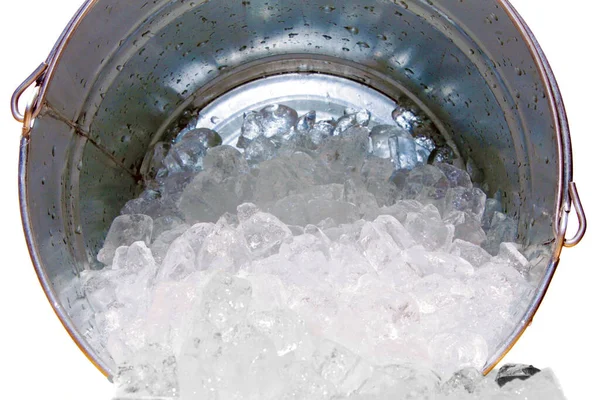 Eis Eiskübel Eimer Mit Eis Aus Einem Eiskübel Aus Stahl — Stockfoto