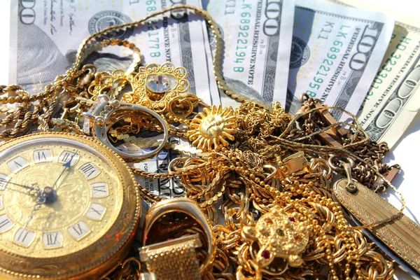 Altın Için Nakit Cash Için Eski Altın Mücevherlerini Sat Paranın — Stok fotoğraf