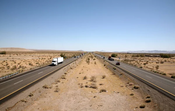 Widok Autostradę Międzystanową Wiaduktu Jadącego Północ Kierunku Las Vegas Nevady — Zdjęcie stockowe