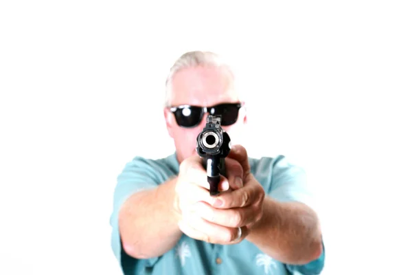 Pistola Pistola Mano Pistola Hombre Intimidante Sosteniendo Arma Aislado Blanco —  Fotos de Stock