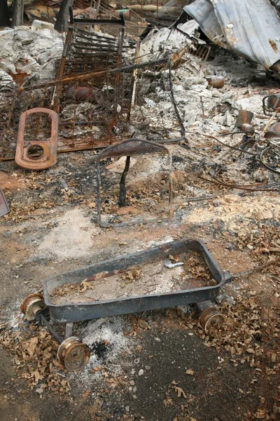 Poškození Ohněm Pal Lesní Požár Žhářství Požár Domu Divoké Ohně — Stock fotografie