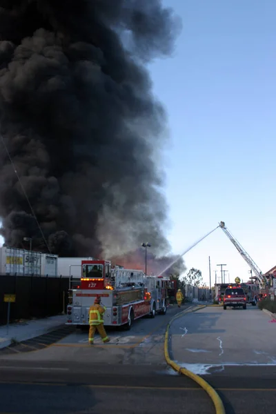 Emergency Fire Harbor Gateway California December 2015 Fire Erupts Recycling — Stock Photo, Image