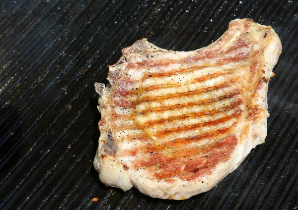 Varkensvlees Gegrilde Varkenshaas Varkensvlees Een Barbecue Vers Gegrilde Karbonade Geroosterd — Stockfoto