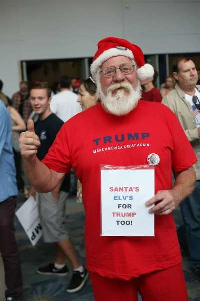 Costa Mesa April 2016 Estimated 000 Supporters Republican Presidential Candidate — Stock Photo, Image