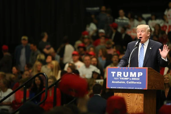 Anaheim California Maio 2016 Candidato Presidencial Republicano Donald Trump Fala — Fotografia de Stock