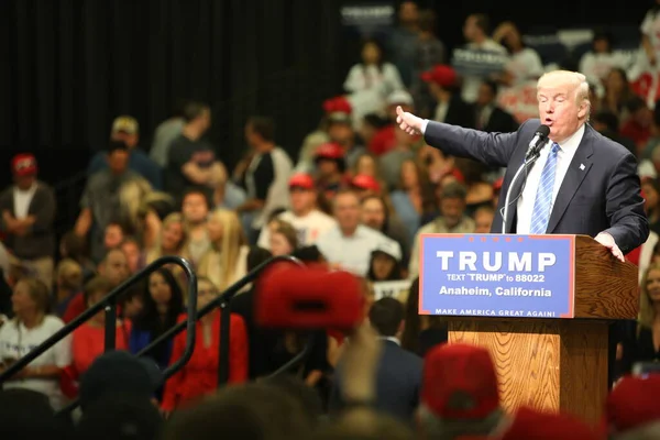 Anaheim California Maja 2016 Republikański Kandydat Prezydenta Donald Trump Przemawia — Zdjęcie stockowe