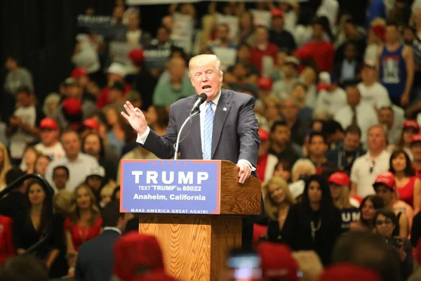 Anaheim California Maio 2016 Candidato Presidencial Republicano Donald Trump Fala — Fotografia de Stock