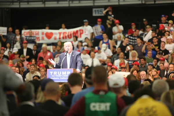 Anaheim California Maio 2016 Candidato Presidencial Republicano Donald Trump Fala — Fotografia de Stock