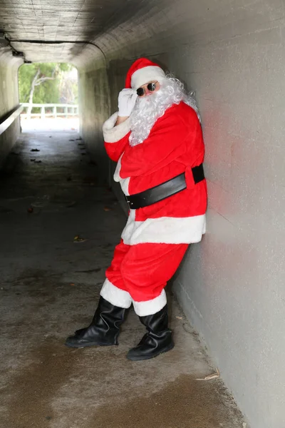 Natal Pai Natal Pai Natal Túnel Papai Noel Atravessa Túnel — Fotografia de Stock