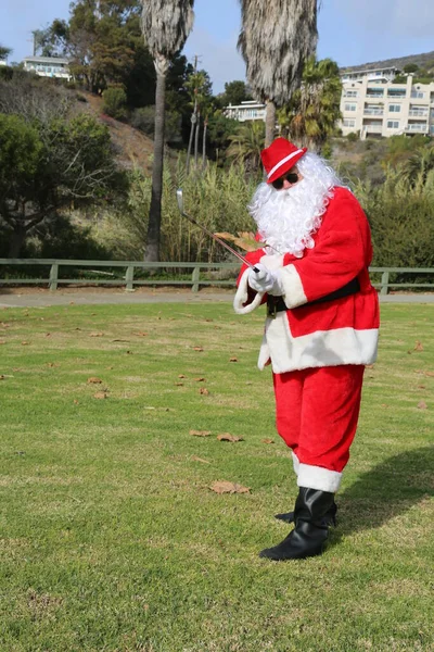 Christmas Santa Claus Golfing Golf Game Funny Santa Claus Plays — Stock Photo, Image