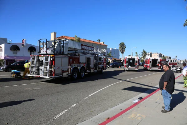 Sunset Beach California Januari 2017 Sunset Beach Fire Rescue Gebruik — Stockfoto