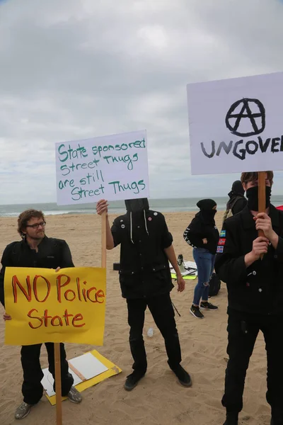 Başkan Donald Trump Protestocuları Huntington Sahili Mart 2017 Amerika Tekrar — Stok fotoğraf