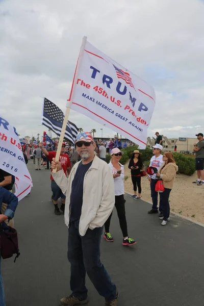 Präsident Donald Trump Huntington Beach März 2017 Make America Great — Stockfoto